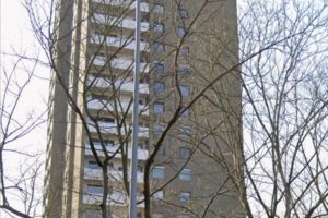 Frankfurt-Niederrad: 2 Zimmerwohnung mit großem Balkon und Stellplatz!